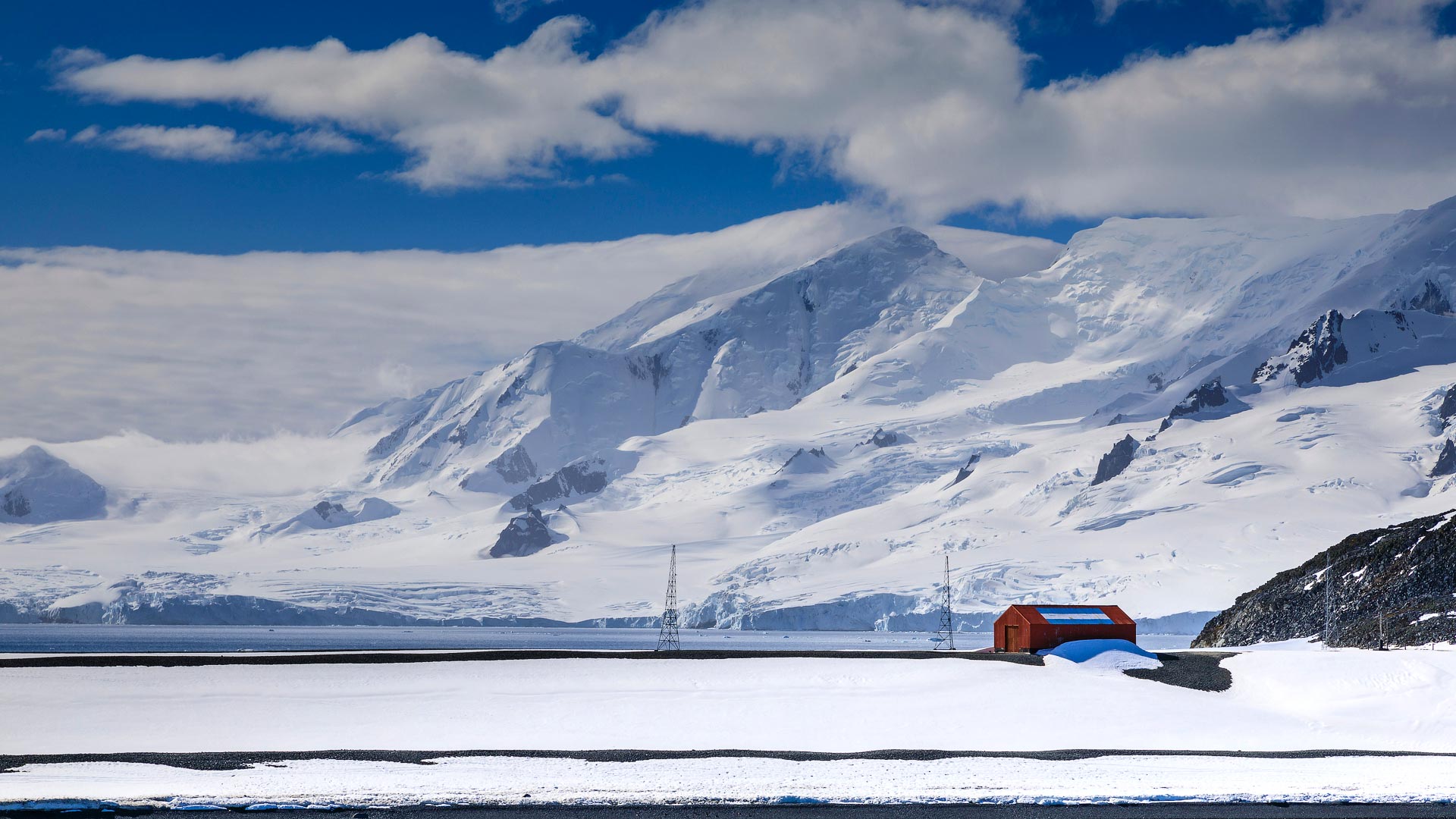 ... to arrive at King George Island in South Shetland ...
